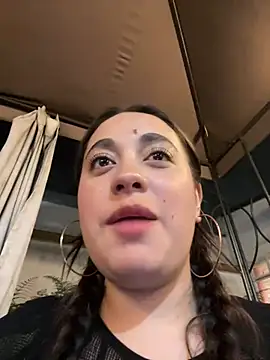 IvySanchez_Pinkk webcam