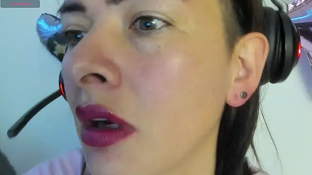 queen_fetish webcam