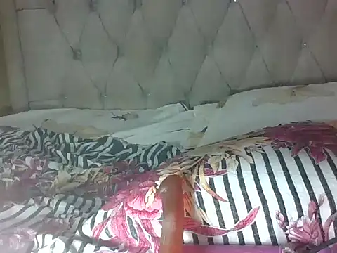 sweet_iddah webcam