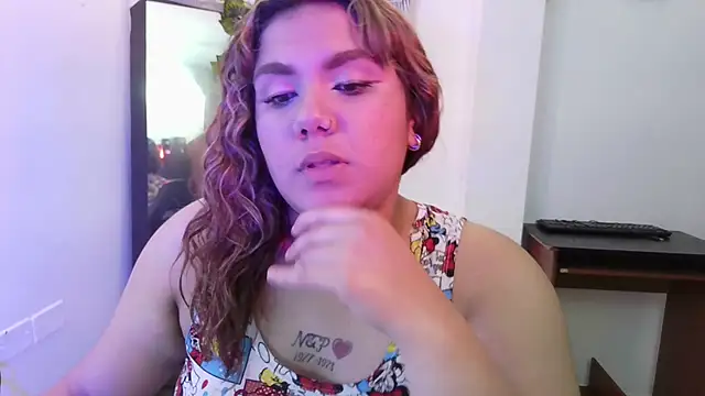 evania_lorns webcam