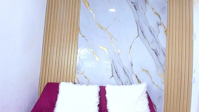 Luluu_08 webcam