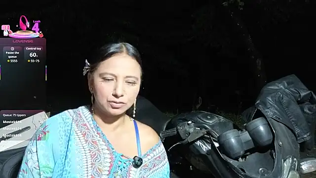 esmeralda_li webcam