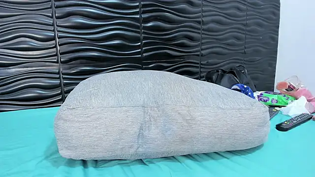 Melody_Megann webcam