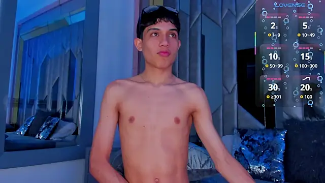 sebax_young (M twink) - OIL ON BODY