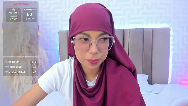 naishaa_ (F young) - Doggy + show asshole + slap🍑🤤