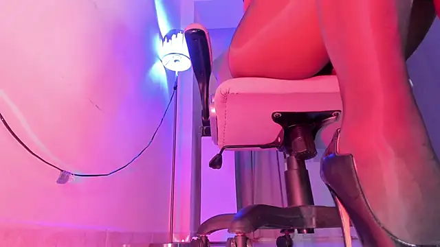 Georgina-Mtz webcam