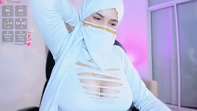 salma_isawwii (F young) - Show my pretty tits