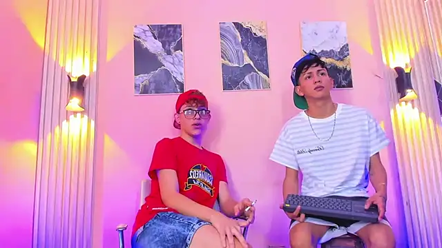 Marcus_and_Tony webcam