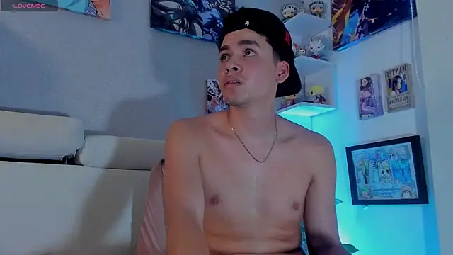 strong_rock69 webcam