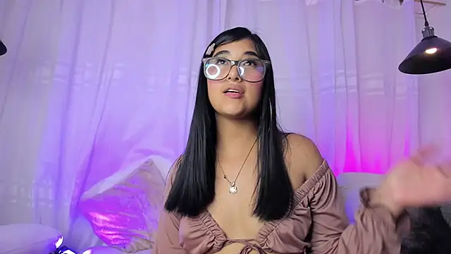 Molly_Hils789 webcam