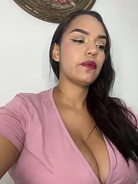 Sara-77 webcam
