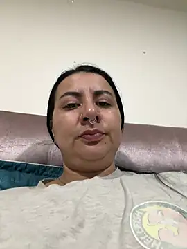 Abril_Luv webcam