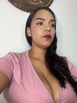 Sara-77 webcam