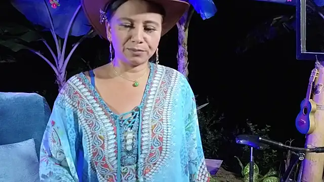 esmeralda_li webcam