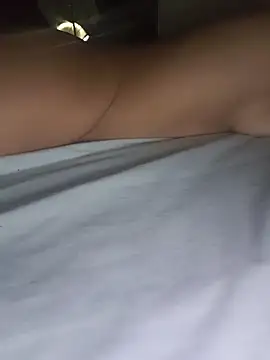 SweetSun69 webcam