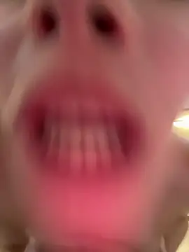 FriendlyFire_18 webcam
