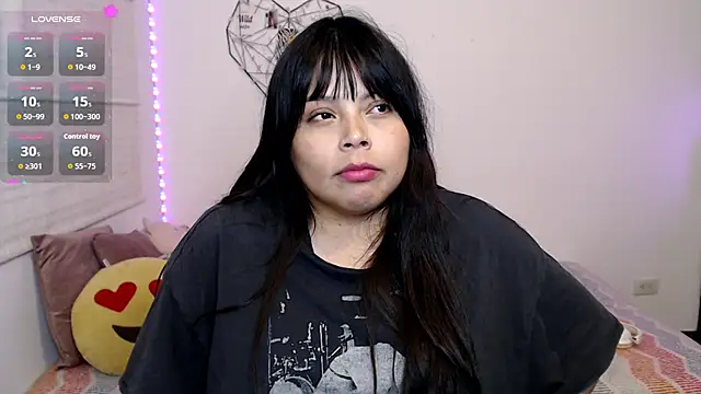 EllieMoonX webcam