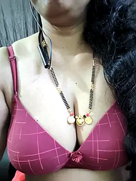 bhuvana_555 webcam