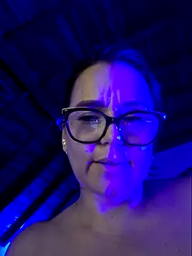 MariaPau_83 webcam