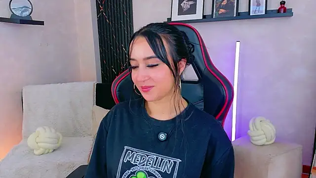 EmmyEvans1 webcam