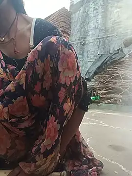 Desi_Couple_P webcam