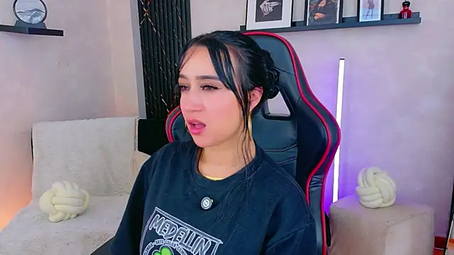 EmmyEvans1 webcam