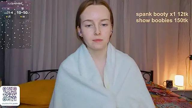 bae_cake_ webcam