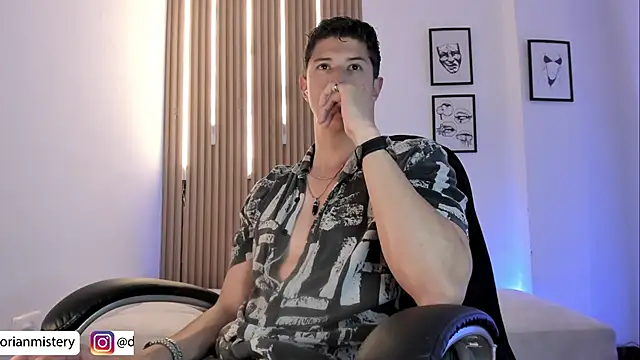 Dorianmistery2322_ webcam