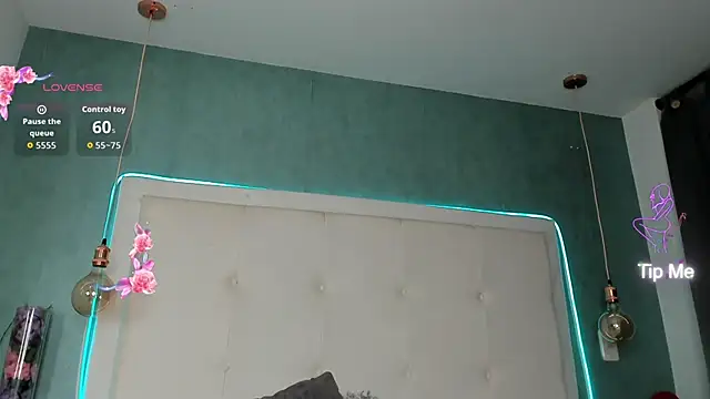 mia_gomez7 webcam