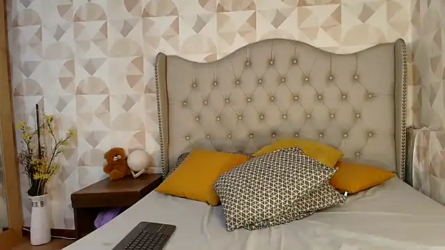 Sofia_Blosom webcam