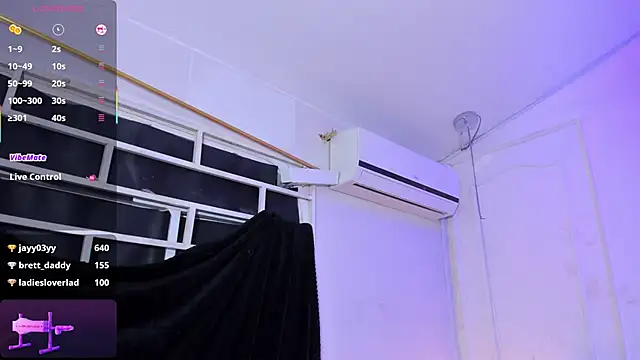 bigboobs_violeta webcam