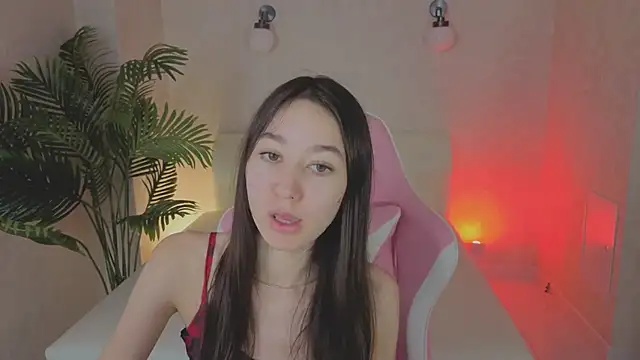 Nicole_Brownie webcam