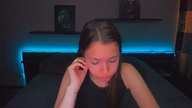 AlexaBarkley webcam