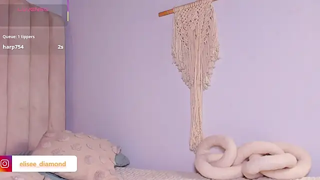Elise_Diamond webcam