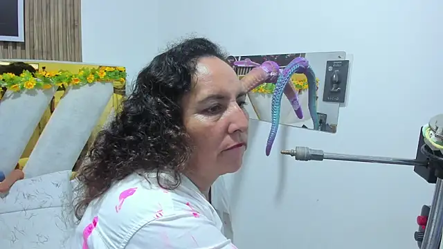 Luna_Naughty1 webcam