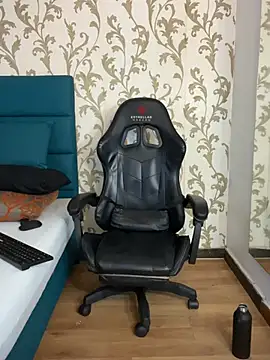 Dante_Goldt webcam