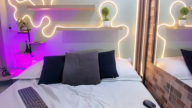 Amber_Milers webcam