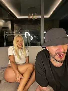 sexonmylvl - SexOnMyLvL's free webcam - UK Sex Cams