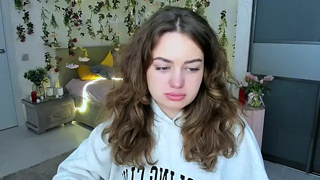 MiracleCurly