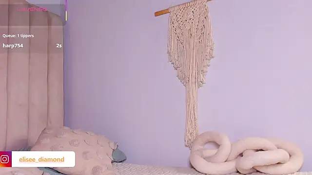 Elise_Diamond webcam