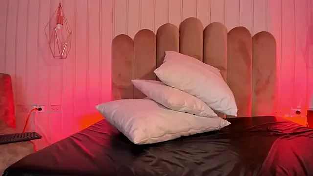 juliie_star webcam