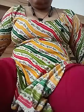 Menka_cut34 webcam