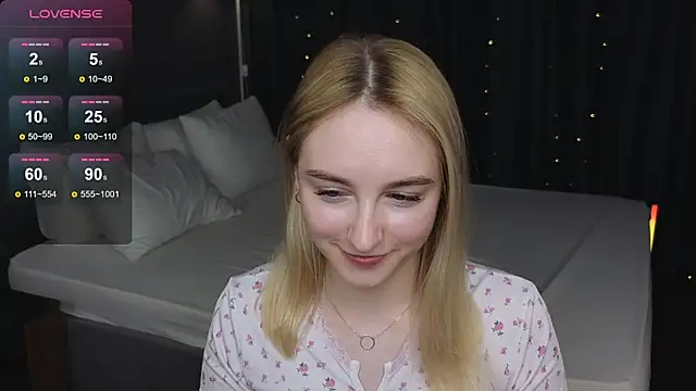 Shy_Polly webcam