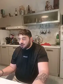 bear_skinny webcam