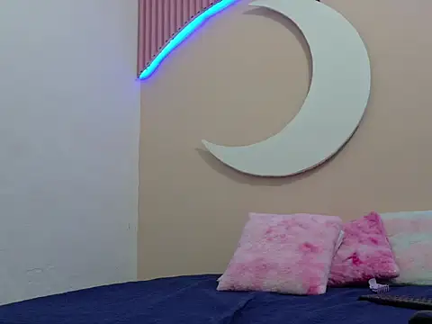samanthalaurent (T young) - #big-ass #bisexuals #black-hair #blowjob #cam2cam #cei #cheapest-privates #colombian #deepthroat #erotic-dance #foot-fetish #footjob #heels #jerk-off-instruction #kissing #latin #massage #masturbation #medium-hair #new #oil-show #petite #recordable-publics #shaven #small-audience #small-cock #small-tits #spanish-speaking #spanking #sph #striptease #student #swallow #titty-fuck #topless #ts #twerk #young