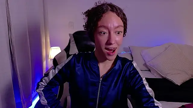 ChloeMoreti webcam