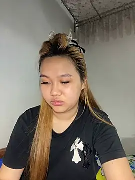 Almira6868 webcam