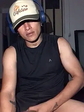 LiamDeep webcam