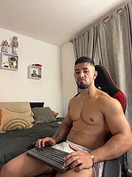 Ezzio_Scolaro webcam