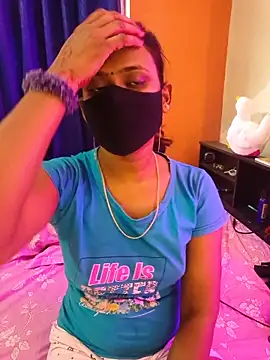 Lena_mahiyaa webcam